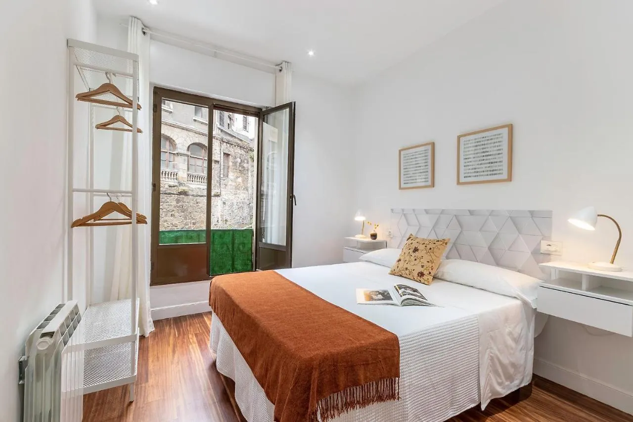 Inar Centrico Apartamento Junto Ayuntamiento & Ria Bilbao Apartment